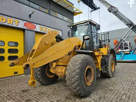 Wielladers 2014 Caterpillar 950K (2)