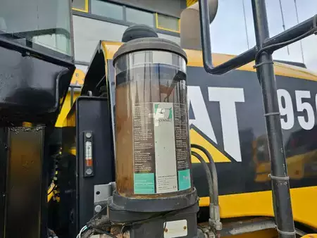 Wielladers 2014 Caterpillar 950K (23)