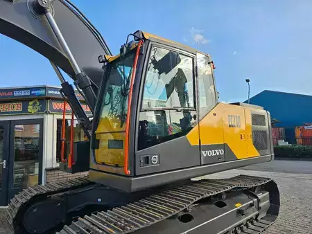 Korečková rýpadla 2026 Volvo EC210 EB (11)