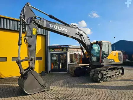 Korečková rýpadla 2026 Volvo EC210 EB (2)