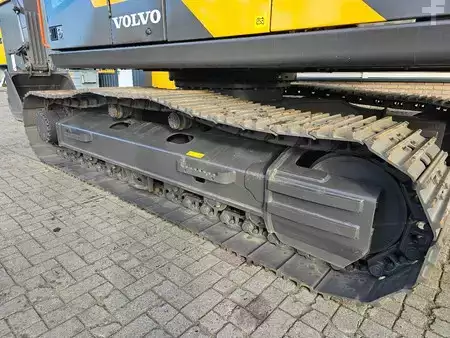 Korečková rýpadla 2026 Volvo EC210 EB (20)