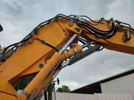 Escavadora de rastos 2007 Liebherr R924 Compact Litronic (20)