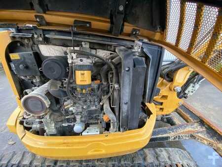 Minibagger 2019 Caterpillar CANOPY 302.7DCR MACHINE SUISSE (8)