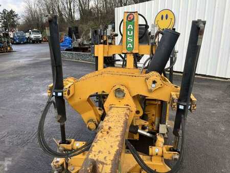 Grader 1992 Ausa OP NV2500 (24)