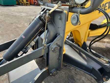 Grader 2008 New Holland Construction F106.6 (14)