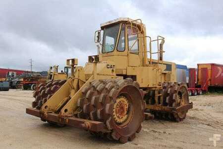 Sonstige 1987 Caterpillar PIEDS DE MOUTON 825 C (1)