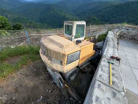 Mobilbagger 2000 Liebherr A316 (3)