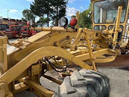 Grader 1985 Caterpillar 120G (13)