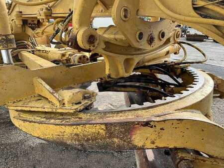 Grader 1985 Caterpillar 120G (25)