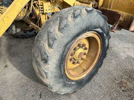 Grader 1985 Caterpillar 120G (29)