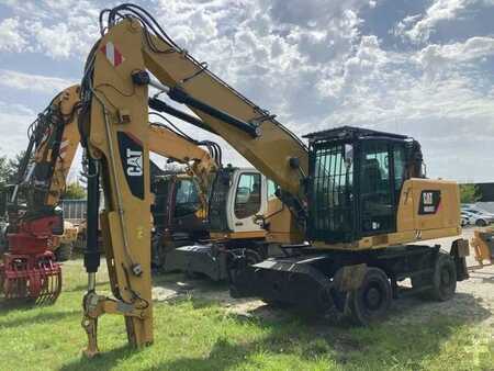 Překládací bagry  2015 Caterpillar MH3022 (1)