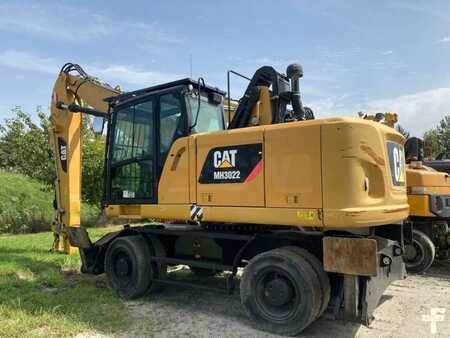 Umschlagbagger 2015 Caterpillar MH3022 (3)