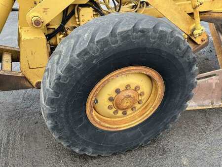 Grader 1985 Caterpillar 120G (32)