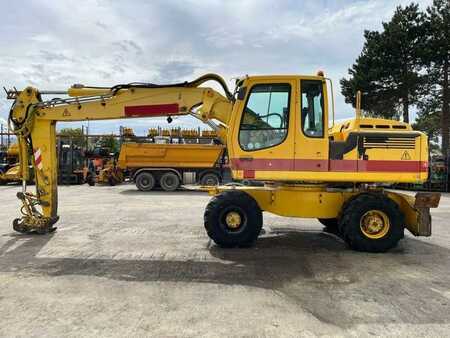 Mobilbagger 2008 Liebherr A900 C LITRONIC (4)