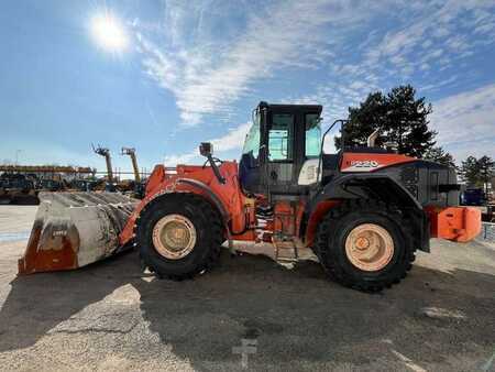 Radlader 2016 Hitachi ZW220-6 (4)