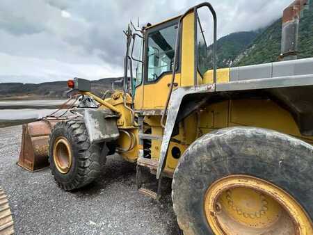 Kolové nakladače 1996 Komatsu WA380-3H MACHINE SUISSE (9)