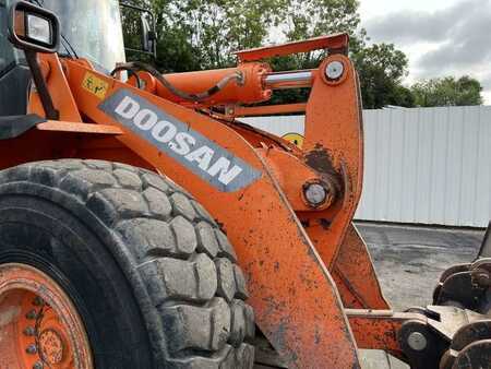 Pale Gommate 2015 Doosan DL350-5 (15)