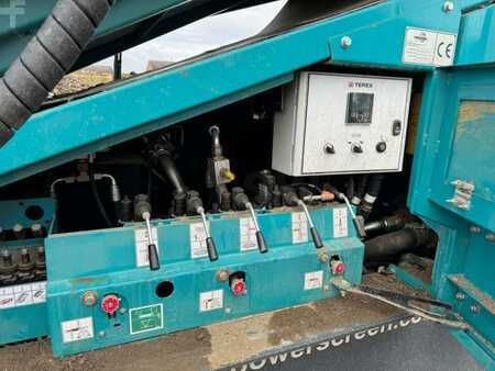 Outro 2021 Powerscreen WARRIOR 1400X (6)