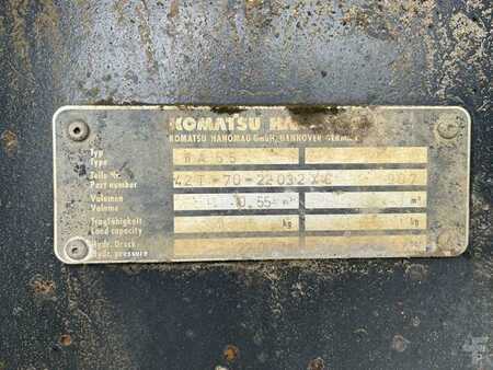 Komatsu WA65-5