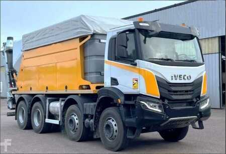 BLEND SUR PORTEUR IVECO XWAY 460