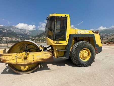 BOMAG BW 213 D-2