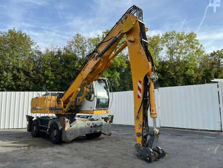 Umschlagbagger 2011 Liebherr A904C Litronic (8)