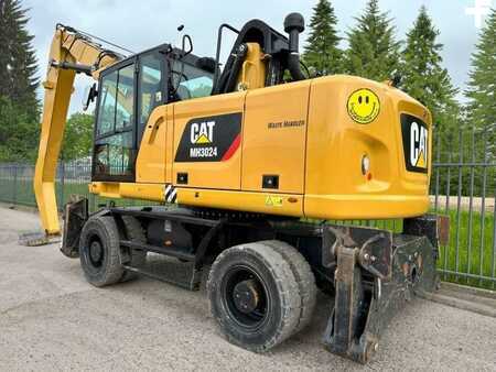 Umschlagbagger 2019 Caterpillar MH3024 (3)