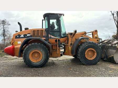 Wheel Loaders 2009 Case 921F (2)