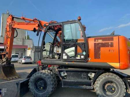 Mobilbagger 2015 Hitachi ZX170W-5B (1)