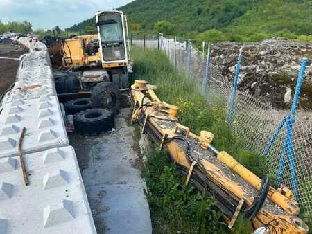 Excavadoras de ruedas 2000 Liebherr A316 - POUR PIECES (1)