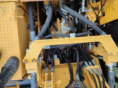 Beltegraver 2012 Caterpillar 320E L (44)