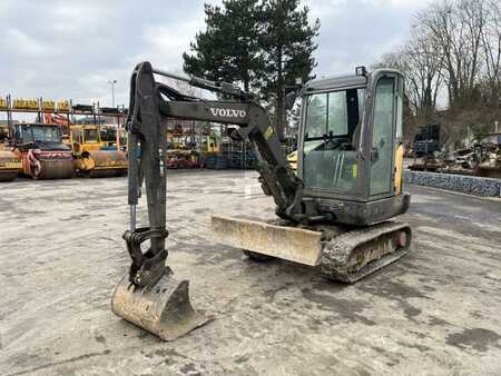 Volvo EC27C