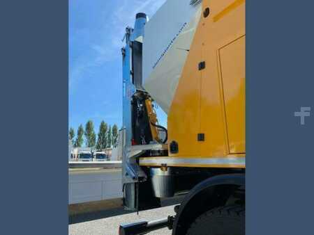 BLEND SUR PORTEUR IVECO XWAY 460