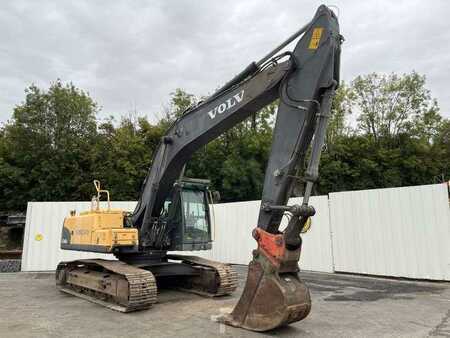 Volvo EC240CNL