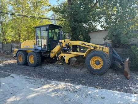 New Holland Construction F156.6