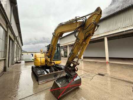 Komatsu PC88MR-8