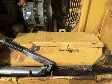 Chargeuse sur chenilles 1999 Caterpillar 953C2 (26)