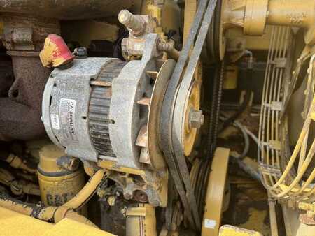 Chargeuse sur chenilles 1999 Caterpillar 953C2 (27)
