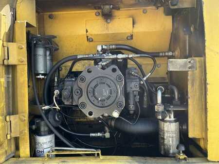 Kettenbagger 2007 New Holland Construction E215B (33)
