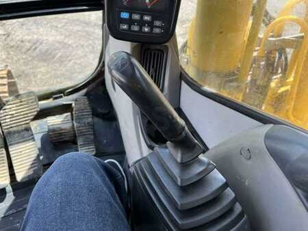 Kettenbagger 2007 New Holland Construction E215B (50)