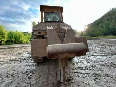 Caterpillar D8L