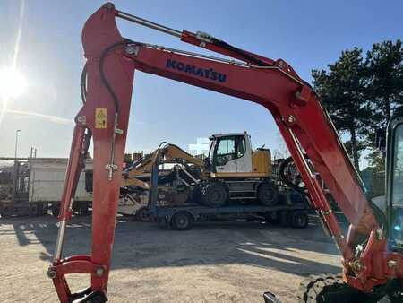 Minikaivinkoneet 2015 Komatsu PC55MR-3 (19)