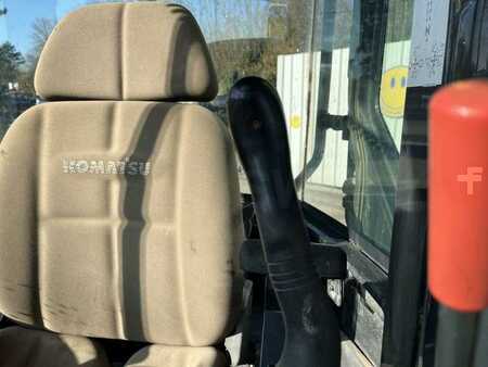Minikaivinkoneet 2015 Komatsu PC55MR-3 (39)