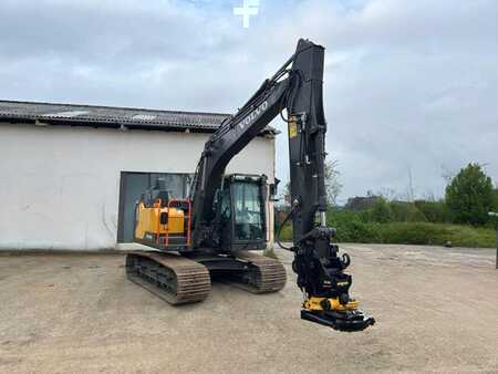 Pelles sur chenilles 2023 Volvo EC140EL (3)