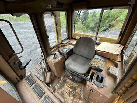 Bulldozer 1987 Caterpillar D4H LGP (15)