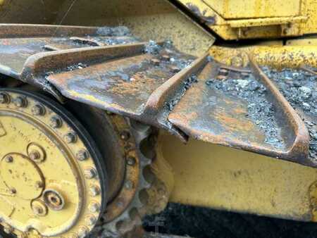 Bulldozer 1987 Caterpillar D4H LGP (17)