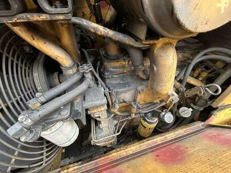 Bulldozer 1987 Caterpillar D4H LGP (28)