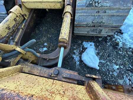 Bulldozer 1987 Caterpillar D4H LGP (30)