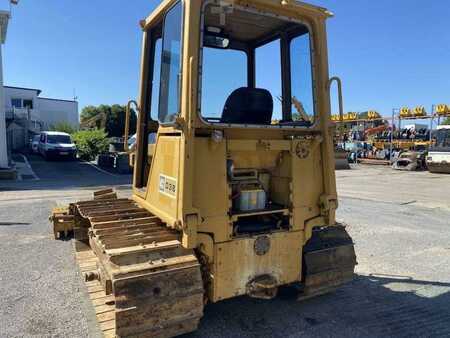 Bulldosere 1987 Caterpillar D3B (5)