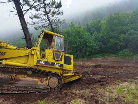 Chargeuse sur chenilles 1987 Caterpillar 963 (3)